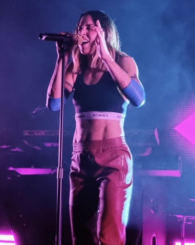 Click to view full size image
==============
SGFB_tour00005.jpg SGFB_tour00005.jpg