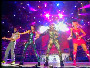 Wembley_03_Who_Do_You_Think_You_Are_(145).jpg Wembley_03_Who_Do_You_Think_You_Are_(145).jpg