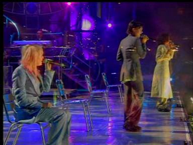 Wembley_06_Too_Much_(113).jpg Wembley_06_Too_Much_(113).jpg