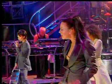 Wembley_06_Too_Much_(77).jpg Wembley_06_Too_Much_(77).jpg