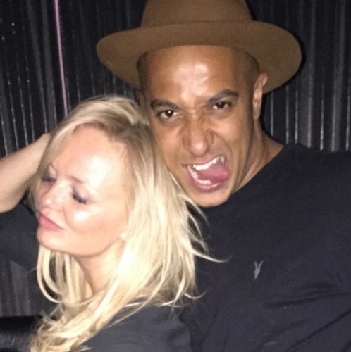 Click to view full size image
==============
SGFB_Londres00001.jpg SGFB_Londres00001.jpg