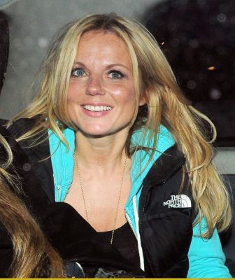 Geri_Halliwell_2010-02-03_-_Leaving_Scotts_Restaurant_122_444lo_(17).jpg