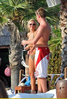 Click to view full size image
==============
SGFB_Saint-Tropez00007.jpg SGFB_Saint-Tropez00007.jpg