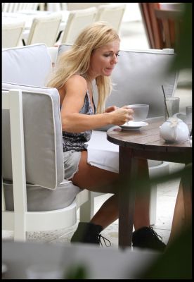 Click to view full size image
==============
SGFB_Miami0032.jpg SGFB_Miami0032.jpg