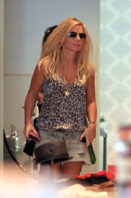 Click to view full size image
==============
SGFB_Miami0072.jpg SGFB_Miami0072.jpg