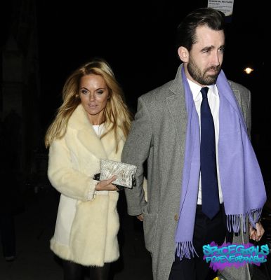 Click to view full size image
==============
SGFB_Londres00023.jpg SGFB_Londres00023.jpg