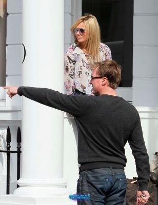 Click to view full size image
==============
SGFB_Londres0008.jpg SGFB_Londres0008.jpg