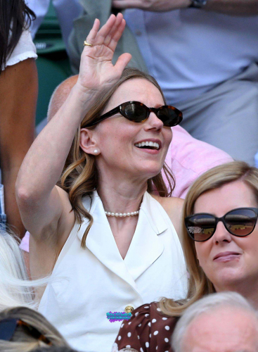 Click to view full size image
==============
SGFB_Wimbledon00004.jpg SGFB_Wimbledon00004.jpg