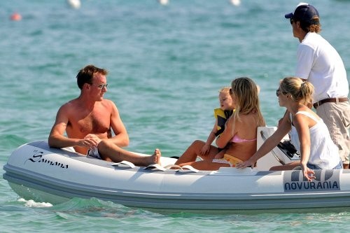 +k4ly_ouqnrNl.jpg +k4ly_ouqnrNl.jpg