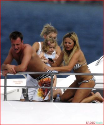 Click to view full size image
==============
fp_3489268_pis_halliwell_geri_excl_082609.jpg fp_3489268_pis_halliwell_geri_excl_082609.jpg