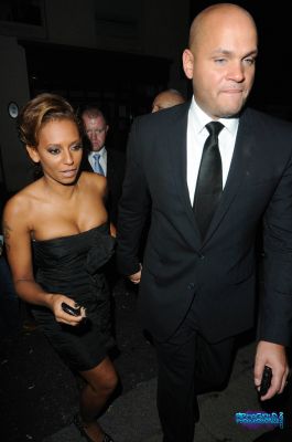 Click to view full size image
==============
SGFB_Mahiki0003.jpg SGFB_Mahiki0003.jpg