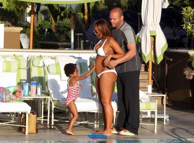 Click to view full size image
==============
SGFB_LA0010.jpg SGFB_LA0010.jpg