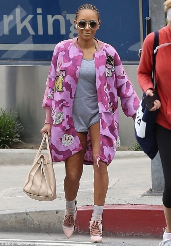 Click to view full size image
==============
SGFB_Hollywood00001.jpg SGFB_Hollywood00001.jpg