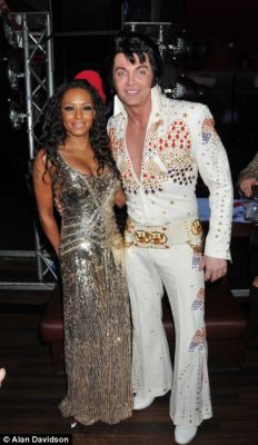 Click to view full size image
==============
article-1222309-06EDB32F000005DC-663_224x437_popup.jpg article-1222309-06EDB32F000005DC-663_224x437_popup.jpg