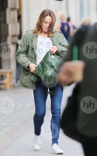 Click to view full size image
==============
SGFB_Londres00004.jpg SGFB_Londres00004.jpg