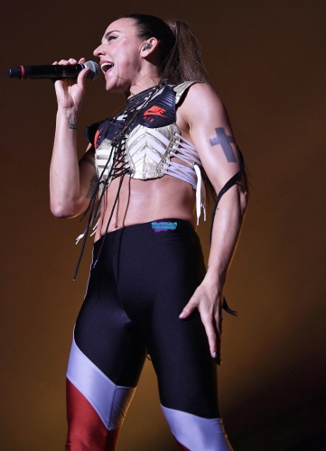 Click to view full size image
==============
SGFB_Stockholm00019.jpg SGFB_Stockholm00019.jpg