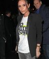40696_Victoria_Beckham_Mercedes_020_122_49lo_(2).jpg