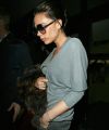 Victoria_Beckham_JFK_LAX_airport606.jpg