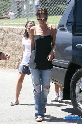 Click to view full size image
==============
SGFB_Brentwood00008.jpg SGFB_Brentwood00008.jpg