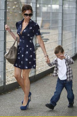 Click to view full size image
==============
SGFB_WestwaySports00016.jpg SGFB_WestwaySports00016.jpg