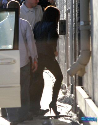 Click to view full size image
==============
SGFB_EstudiosJimmy_Kimmel0022.jpg SGFB_EstudiosJimmy_Kimmel0022.jpg