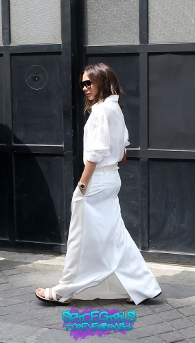 Click to view full size image
==============
SGFB_Paris00006.jpg SGFB_Paris00006.jpg