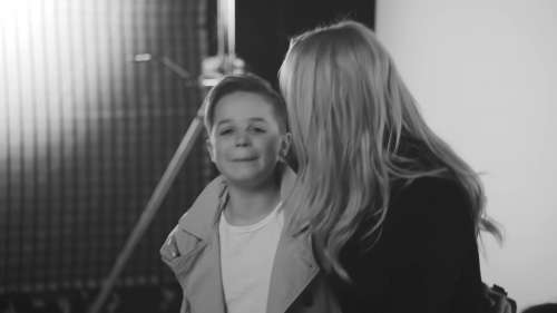 Click to view full size image
==============
SGFB_babypleasedontstop00371.jpg SGFB_babypleasedontstop00371.jpg