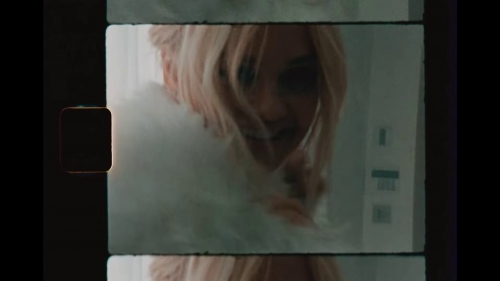 Click to view full size image
==============
SGFB_YoureAlINeedtoGetBy00174.jpg SGFB_YoureAlINeedtoGetBy00174.jpg