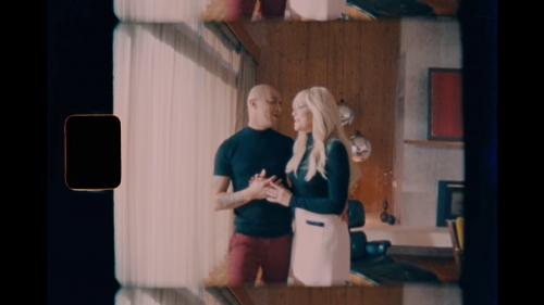 Click to view full size image
==============
SGFB_YoureAlINeedtoGetBy00260.jpg SGFB_YoureAlINeedtoGetBy00260.jpg