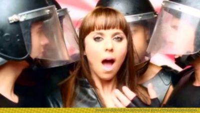 Click to view full size image
==============
SGFB_iwc00299.jpg SGFB_iwc00299.jpg