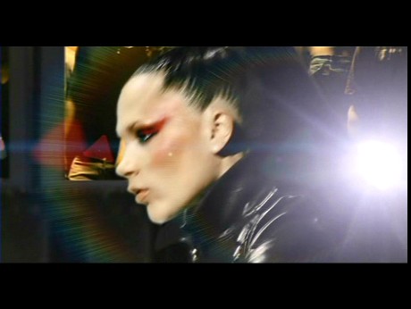 not_such_an_innocent_girl_clipe_(114).jpg not_such_an_innocent_girl_clipe_(114).jpg