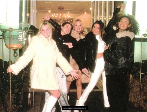 Click to view full size image
==============
tumblr_m68f1q4IE71r3gb6ao1_1280.jpg tumblr_m68f1q4IE71r3gb6ao1_1280.jpg