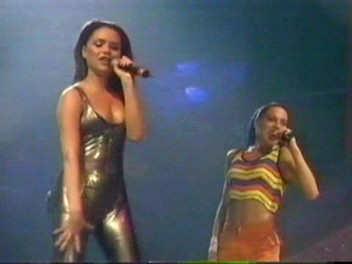 Istanbul_07_Step_To_Me_(190).jpg Istanbul_07_Step_To_Me_(190).jpg