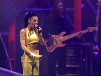 Istanbul_11_Too_Much_(189).jpg Istanbul_11_Too_Much_(189).jpg