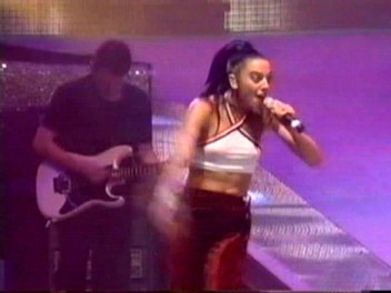 Istanbul_13_Love_Thing_(110).jpg Istanbul_13_Love_Thing_(110).jpg