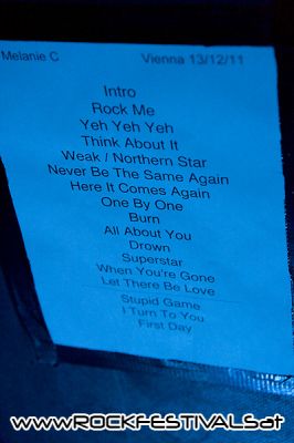 Click to view full size image
==============
09_Melanie_C.jpg 09_Melanie_C.jpg