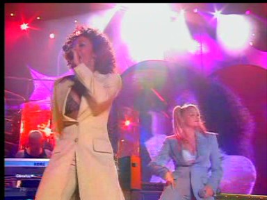 Wembley_04_Something_Kinda_Funny_(115).jpg Wembley_04_Something_Kinda_Funny_(115).jpg